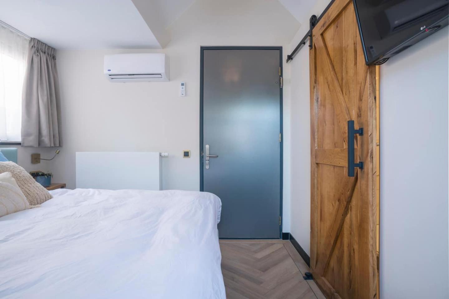 Lovely Suite Newly Renovated 튈뷔르흐 외부 사진